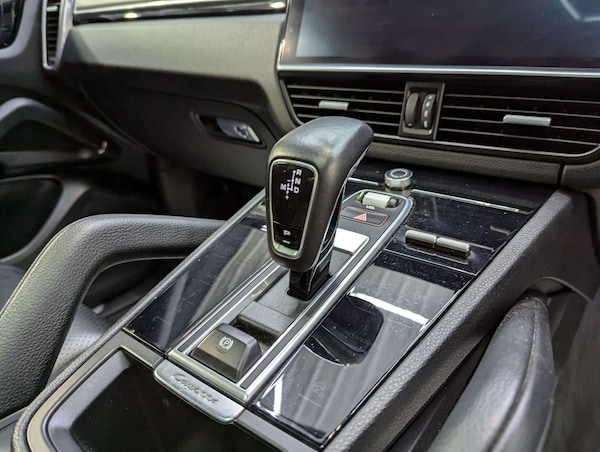 Used Porsche Cayenne 2020 for sale - 76278152: Photo 84
