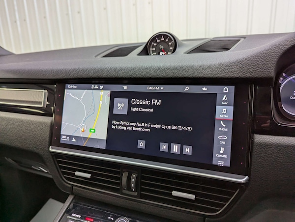 Used Porsche Cayenne 2020 for sale - 76278152: Photo 85