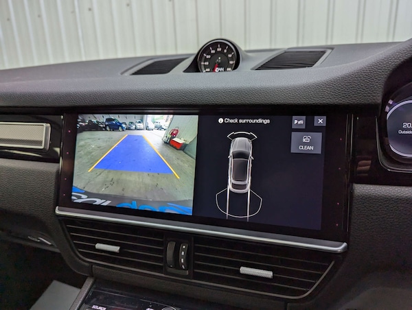 Used Porsche Cayenne 2020 for sale - 76278152: Photo 86