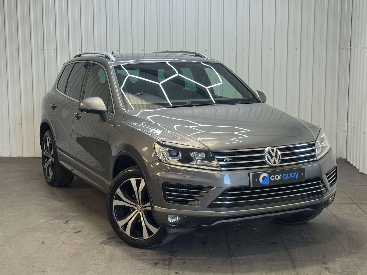 Used Volkswagen Touareg 2015 for sale - 77168073: Photo 5