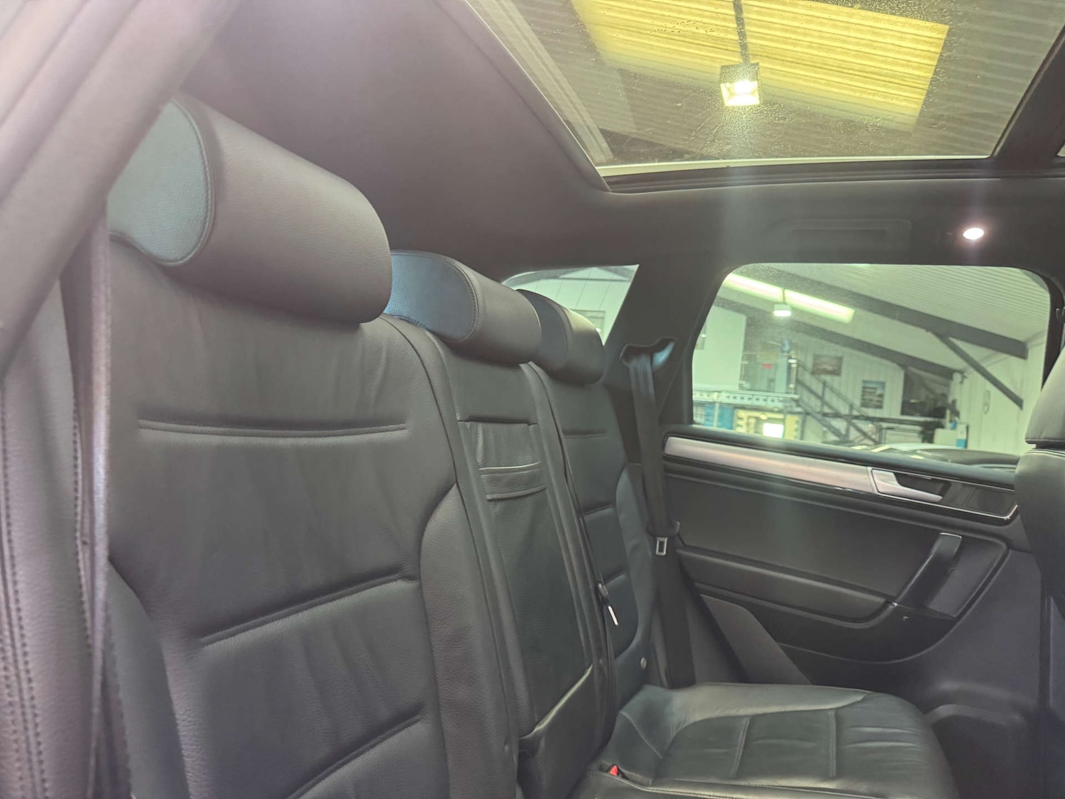 Used Volkswagen Touareg 2015 for sale - 77168073: Photo 62