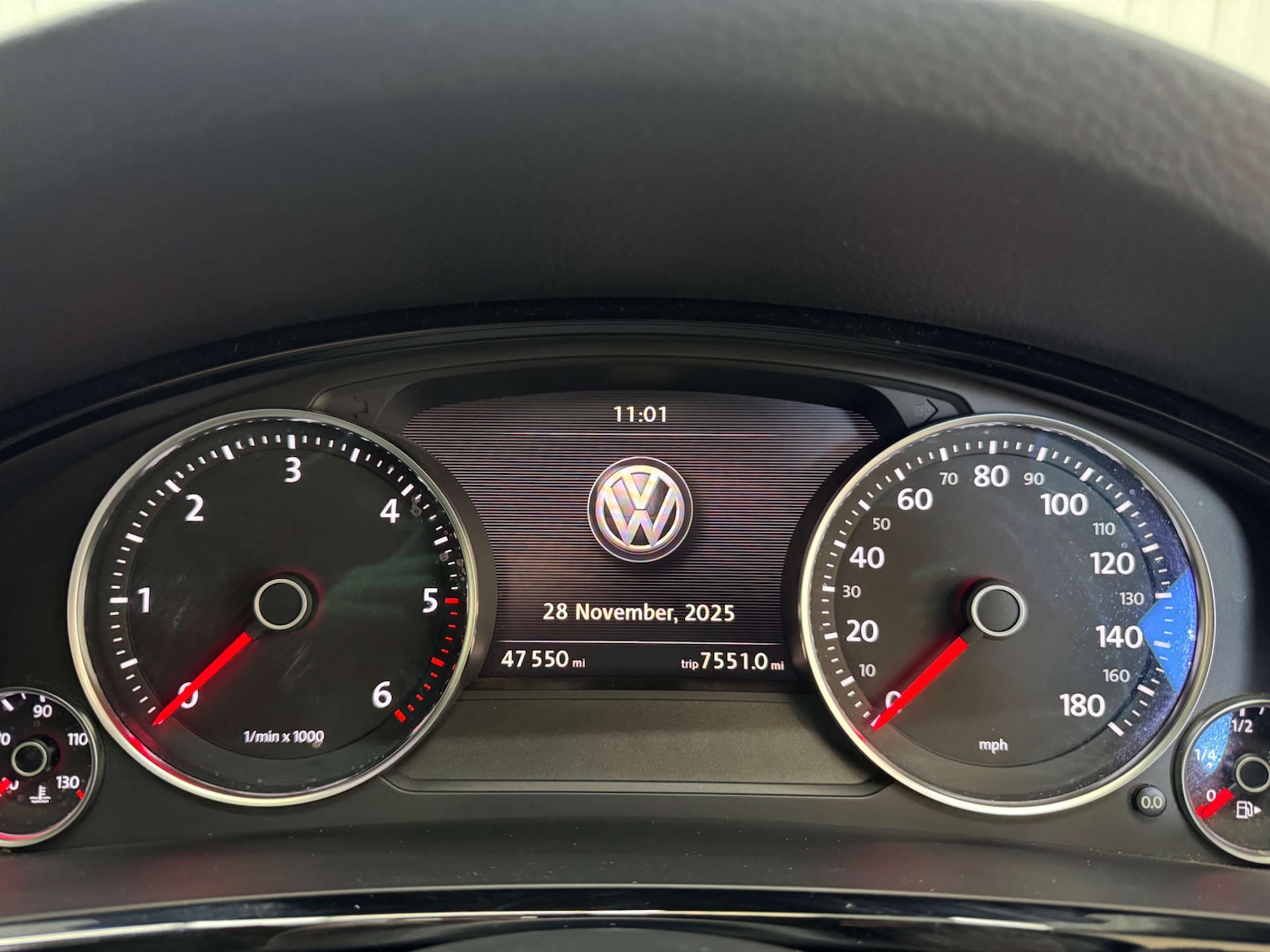 Used Volkswagen Touareg 2015 for sale - 77168073: Photo 75