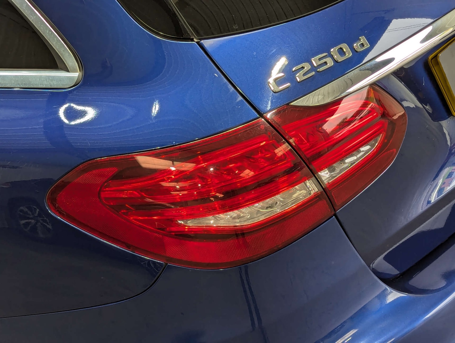 Used Mercedes-Benz C Class 2017 for sale - 76410698: Photo 42