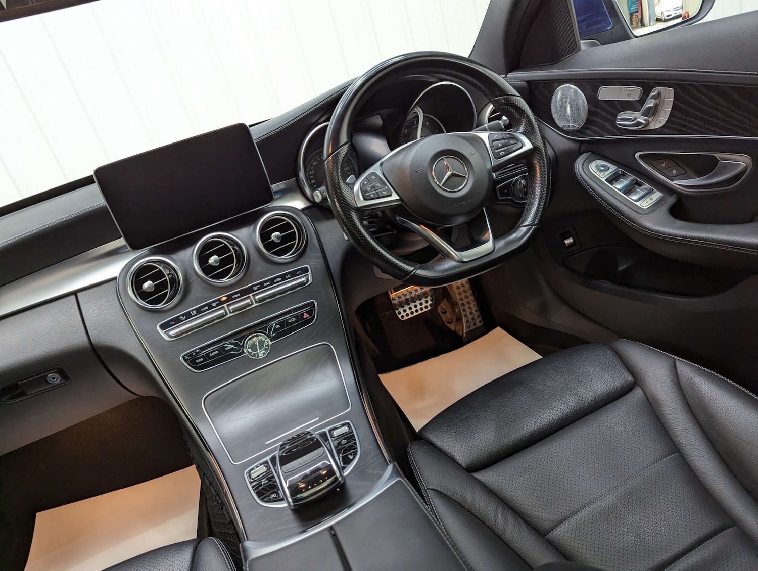 Used Mercedes-Benz C Class 2017 for sale - 76410698: Photo 49