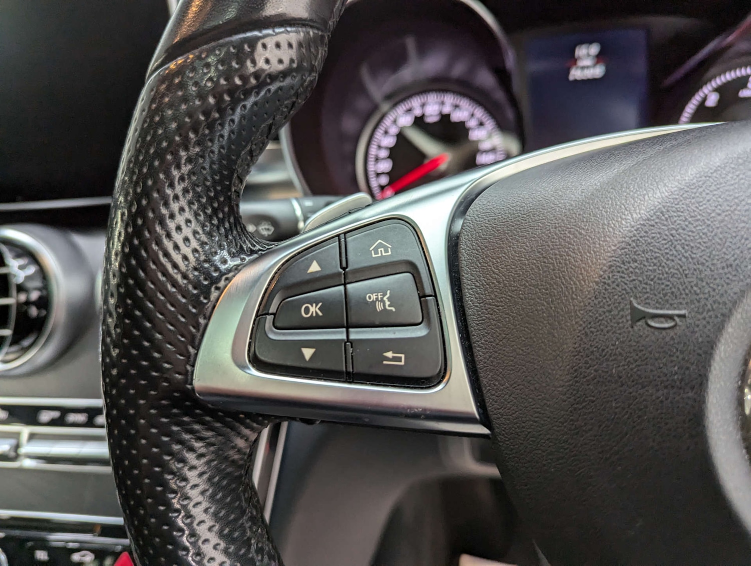 Used Mercedes-Benz C Class 2017 for sale - 76410698: Photo 74