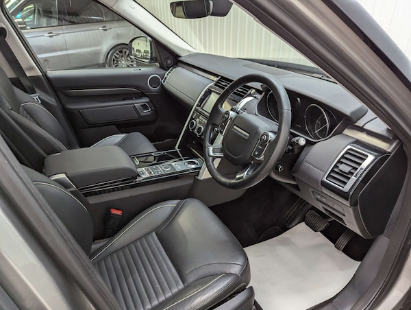 Used Land Rover Discovery 2017 for sale - 76144415: Photo 49