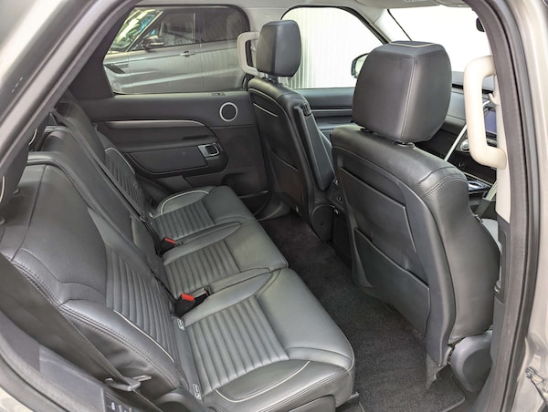 Used Land Rover Discovery 2017 for sale - 76144415: Photo 60