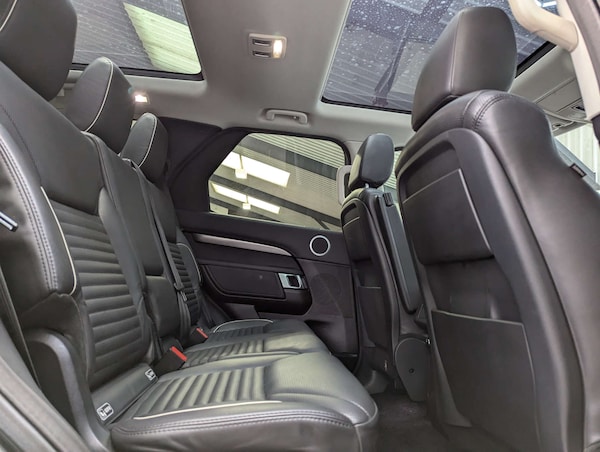 Used Land Rover Discovery 2017 for sale - 76144415: Photo 64