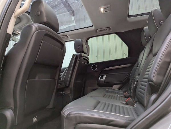 Used Land Rover Discovery 2017 for sale - 76144415: Photo 67