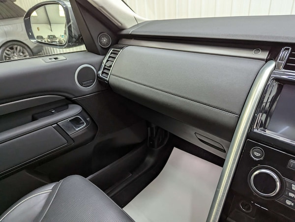 Used Land Rover Discovery 2017 for sale - 76144415: Photo 96