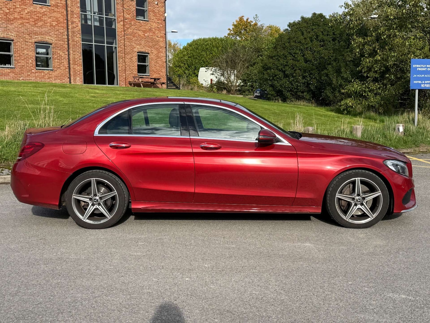 Used Mercedes-Benz C Class 2018 for sale - 76344990: Photo 23