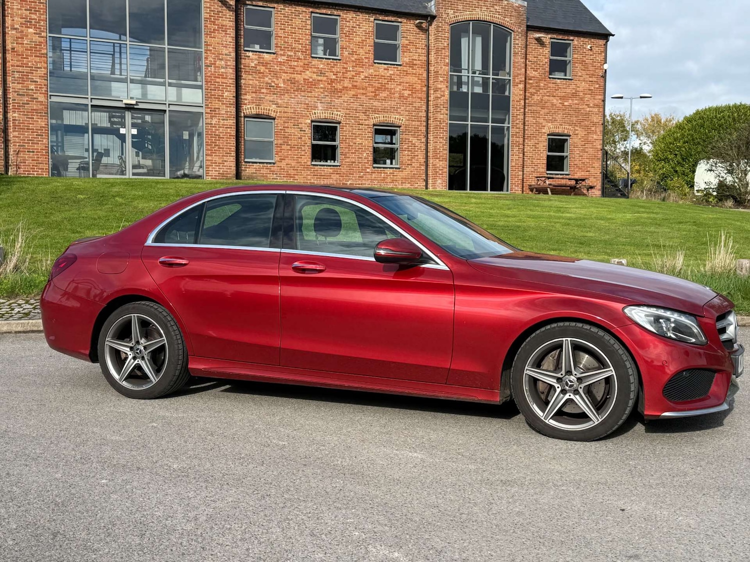Used Mercedes-Benz C Class 2018 for sale - 76344990: Photo 7