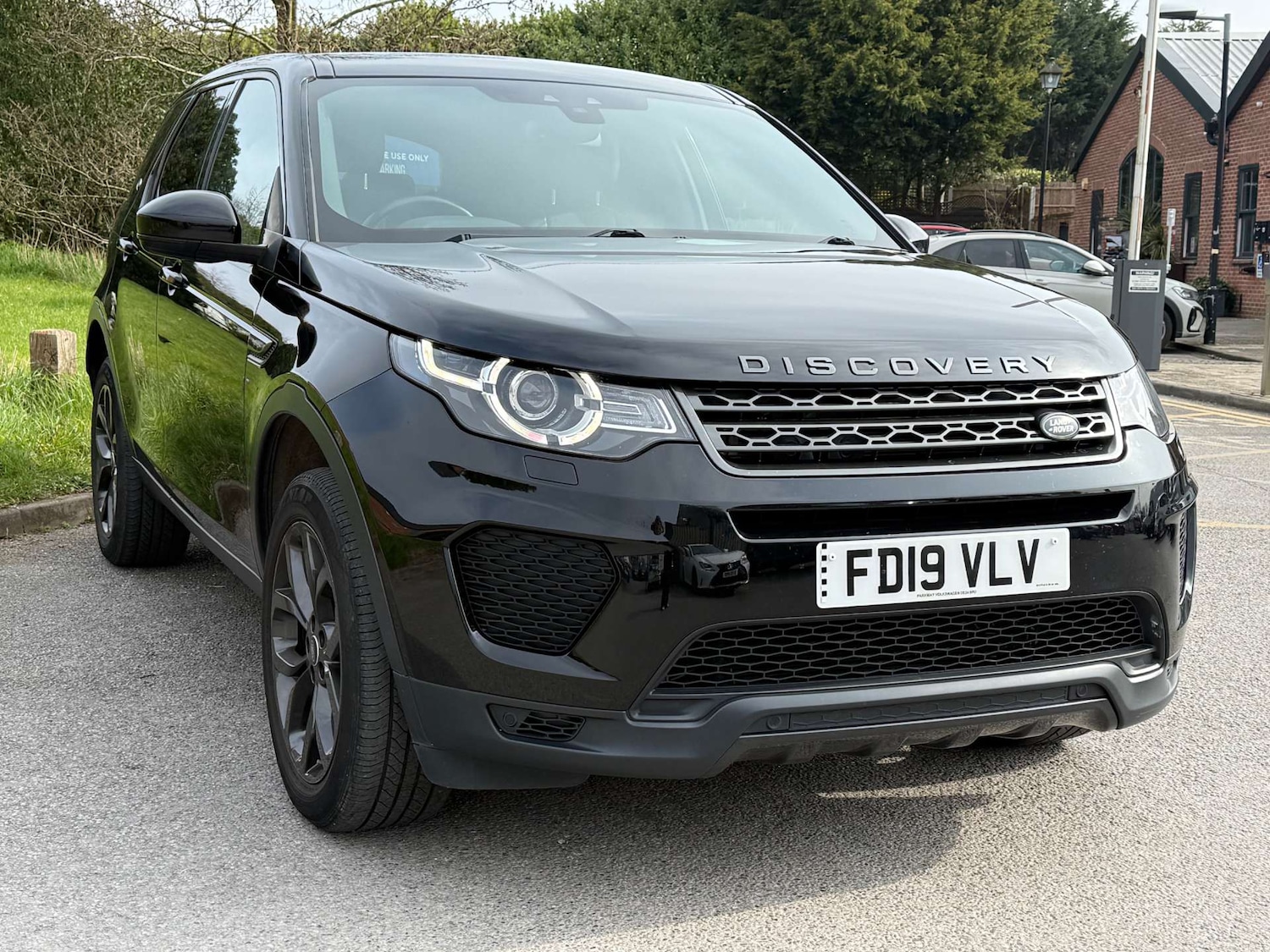 Used Land Rover Discovery Sport 2019 for sale - 77979121: Photo 9