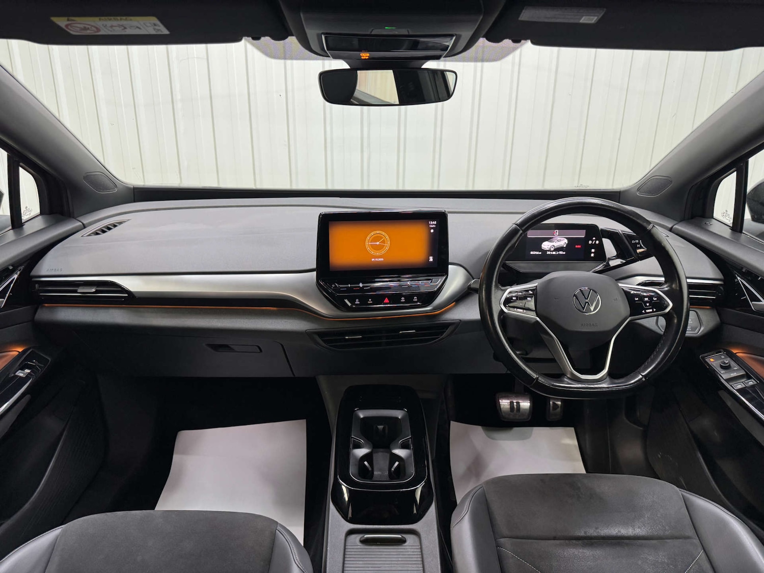 Used Volkswagen ID.4 2021 for sale - 76600948: Photo 2