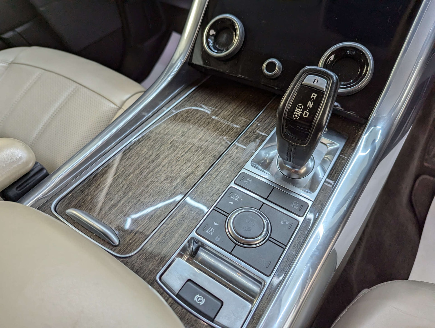 Used Land Rover Range Rover Sport 2018 for sale - 76363865: Photo 93
