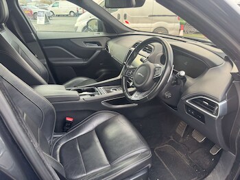 Used Jaguar F-Pace 2016 for sale - 77022502: Photo