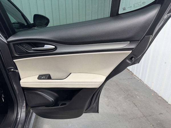 Used Alfa Romeo Stelvio 2021 for sale - 76005484: Photo 65