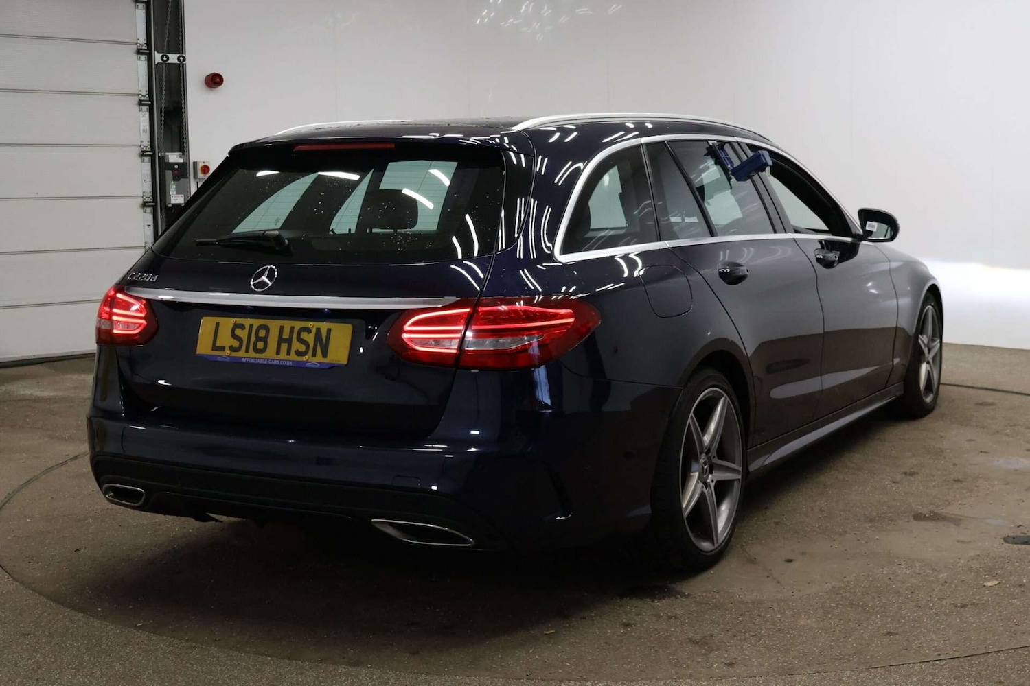 Used Mercedes-Benz C Class 2018 for sale - 76526171: Photo 11