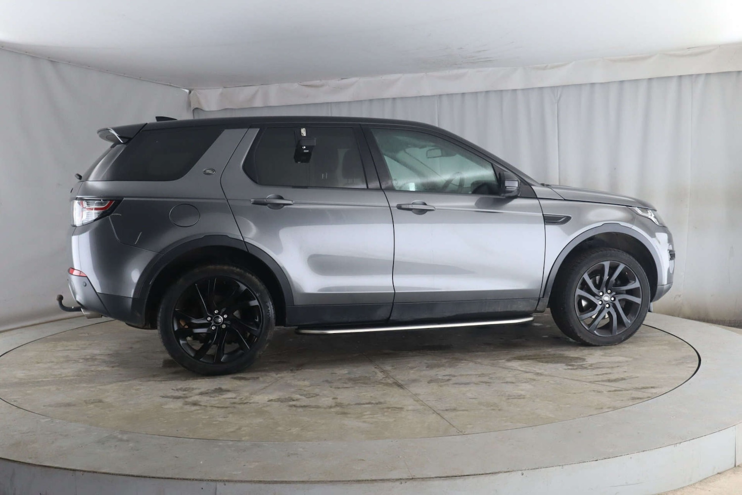 Used Land Rover Discovery Sport 2017 for sale - 77536217: Photo 9