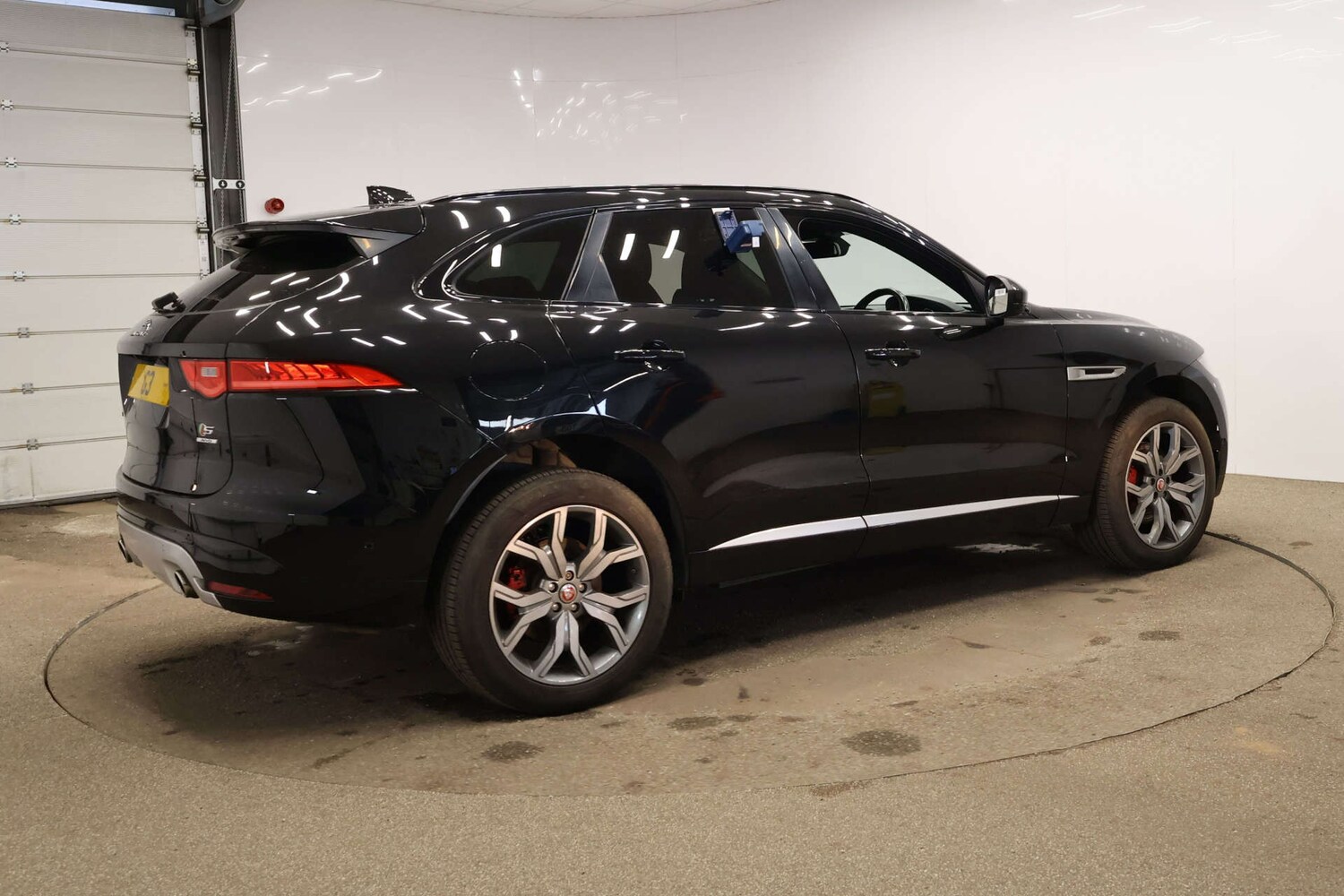Used Jaguar F-Pace 2016 for sale - 78087726: Photo 9