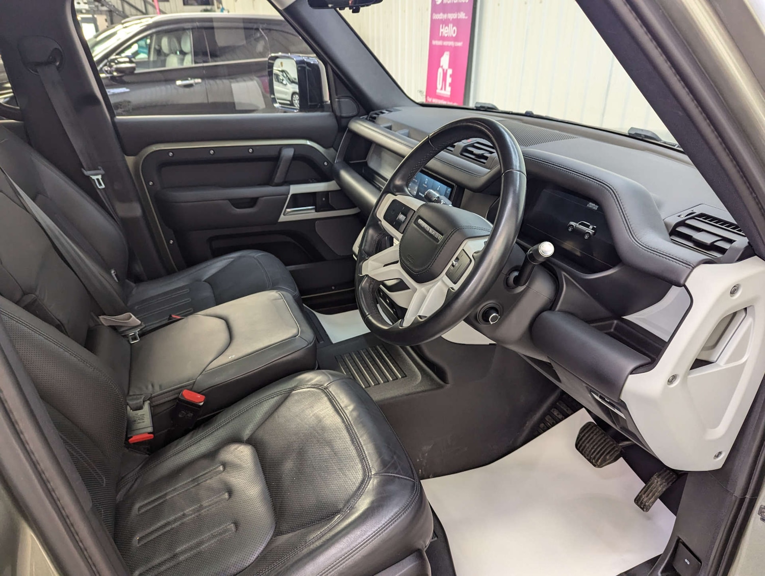 Used Land Rover Defender 2021 for sale - 77954387: Photo 4