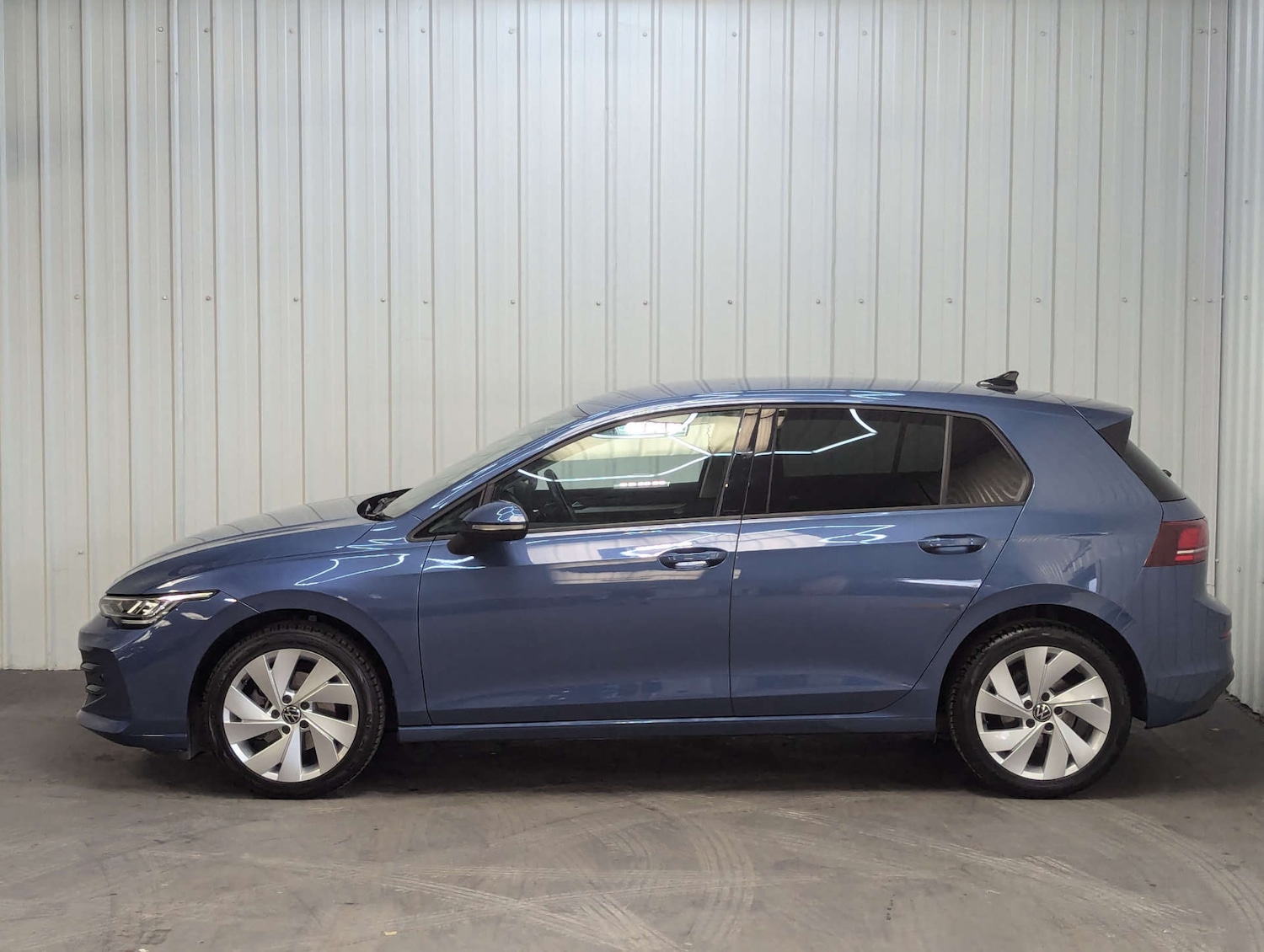 Used Volkswagen Golf 2024 for sale - 76363863: Photo 17
