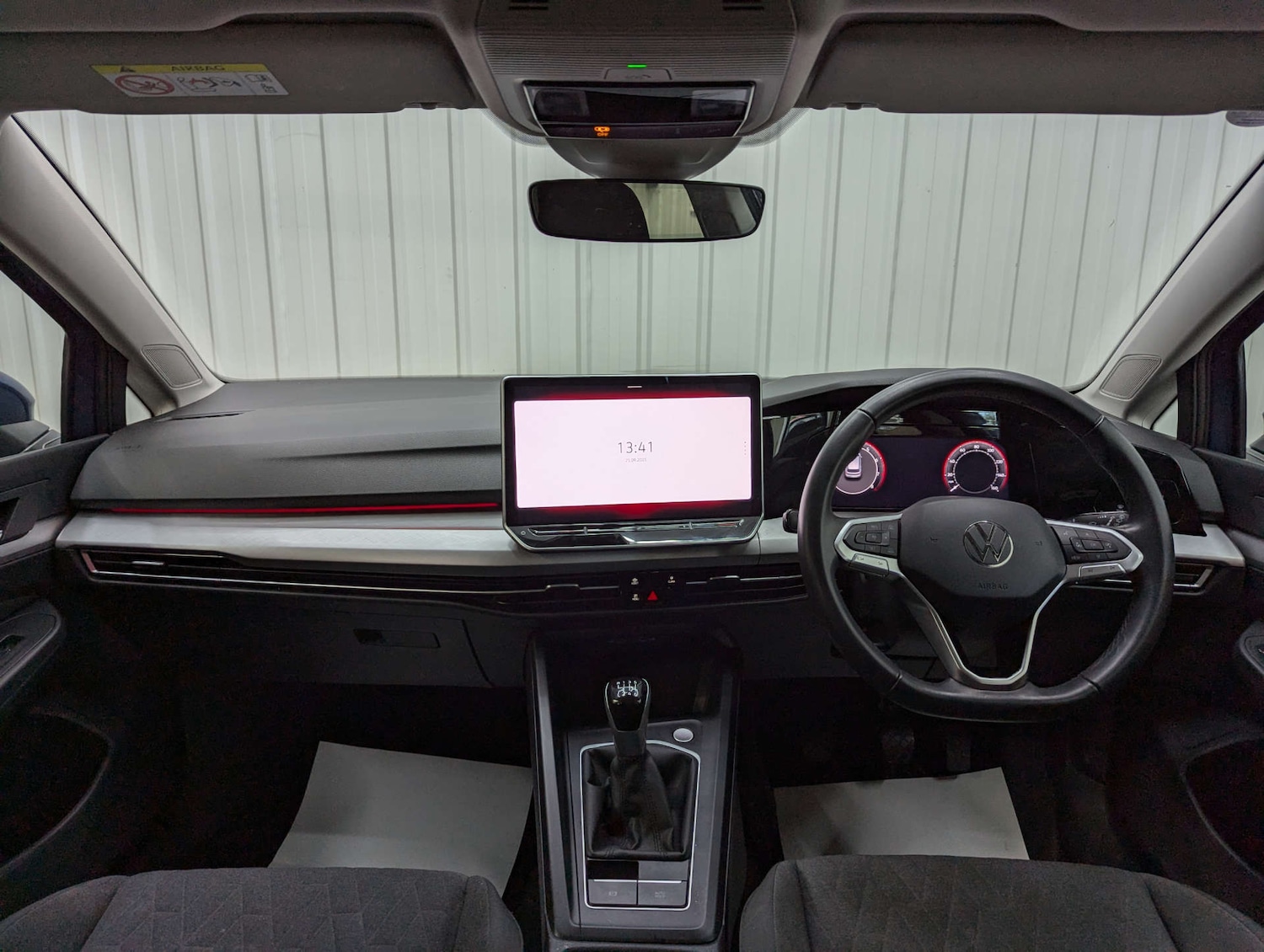 Used Volkswagen Golf 2024 for sale - 76363863: Photo 2