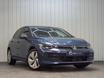 Used Volkswagen Golf 2024 for sale - 76363863: Photo