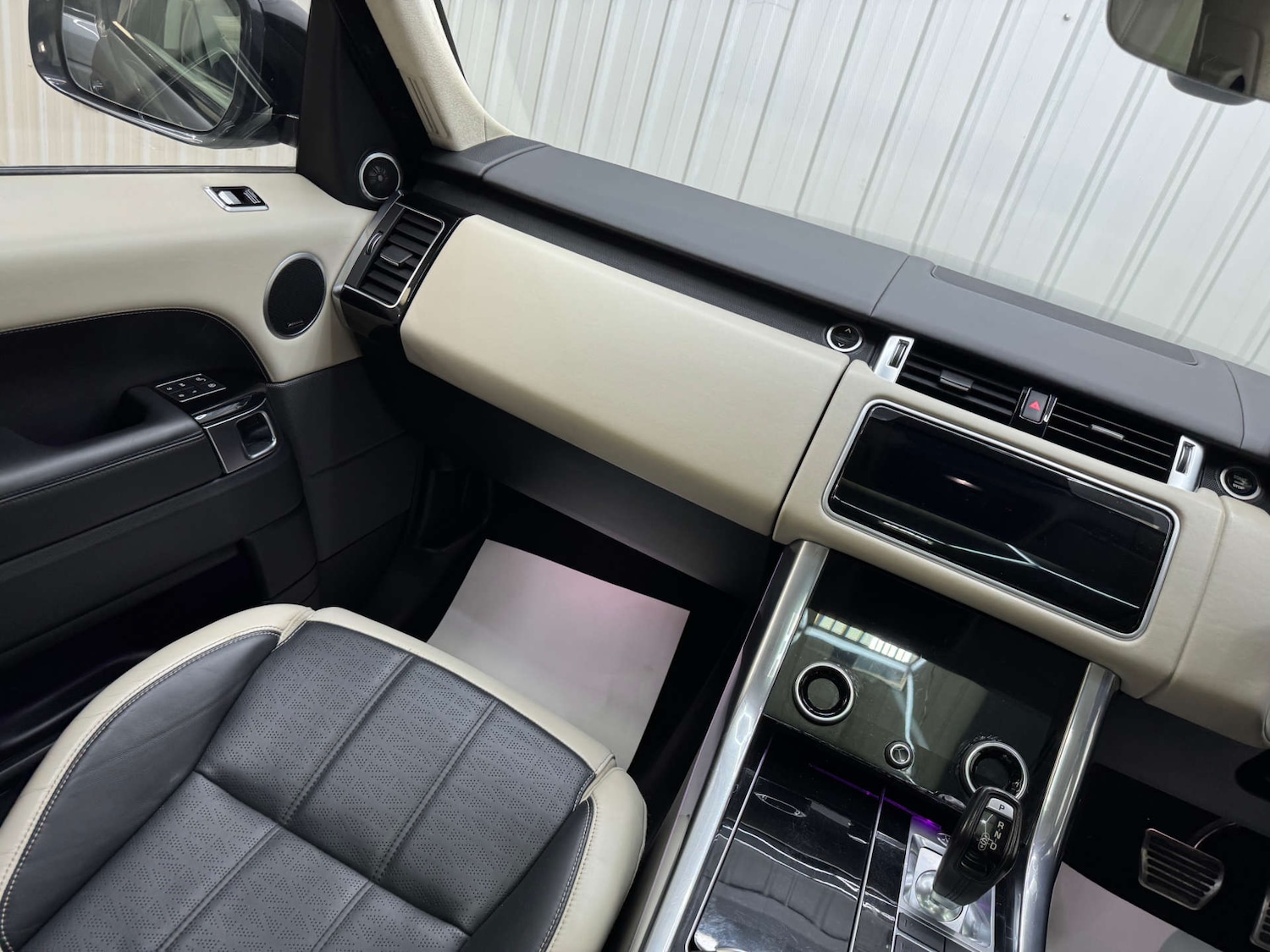Used Land Rover Range Rover Sport 2018 for sale - 76363625: Photo 47