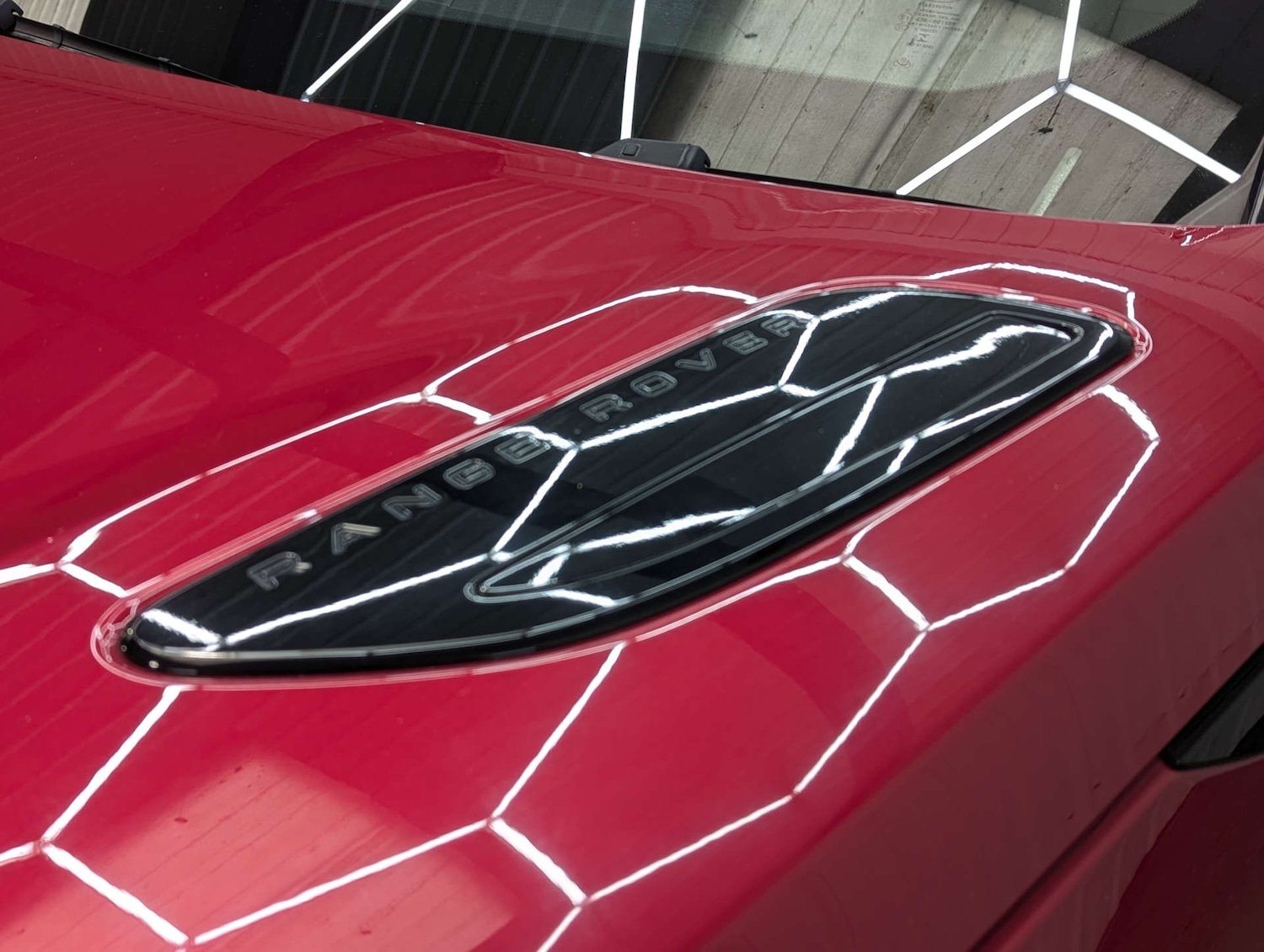 Used Land Rover Range Rover Velar 2018 for sale - 76527418: Photo 31