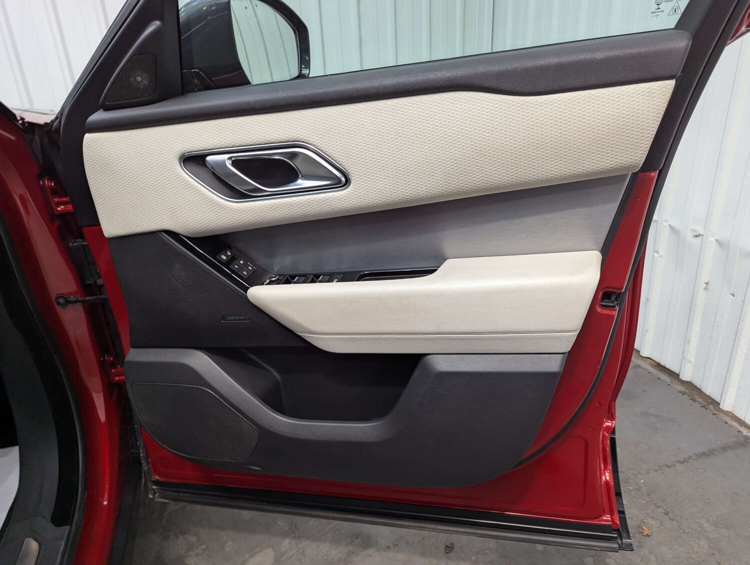 Used Land Rover Range Rover Velar 2018 for sale - 76527418: Photo 55