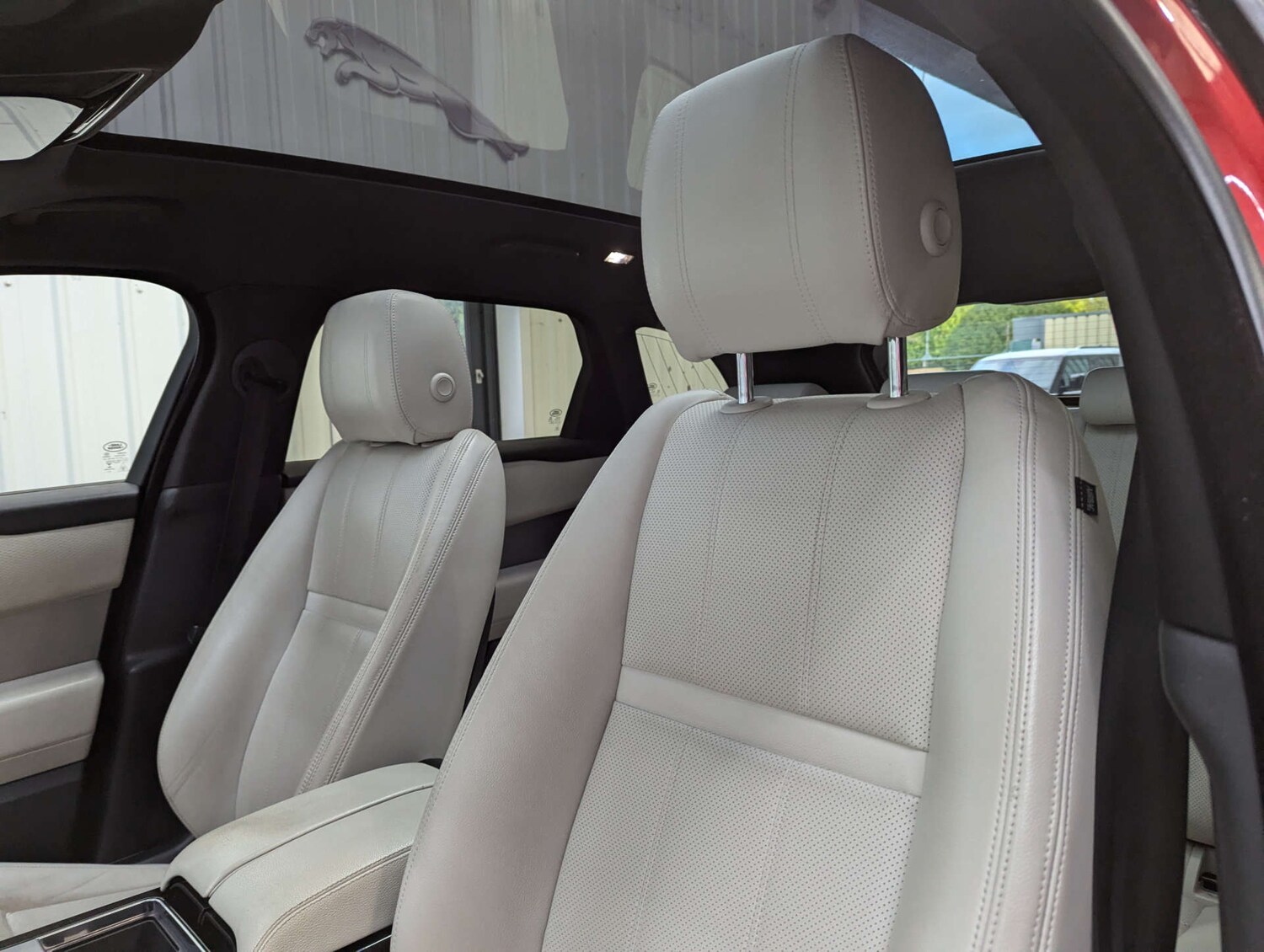 Used Land Rover Range Rover Velar 2018 for sale - 76527418: Photo 58