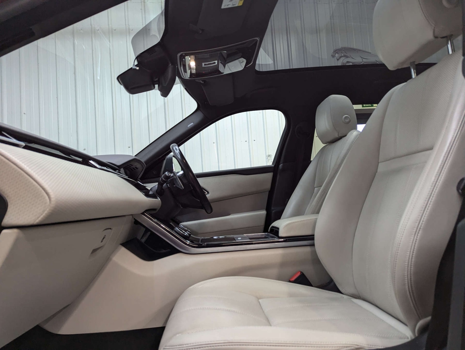 Used Land Rover Range Rover Velar 2018 for sale - 76527418: Photo 59