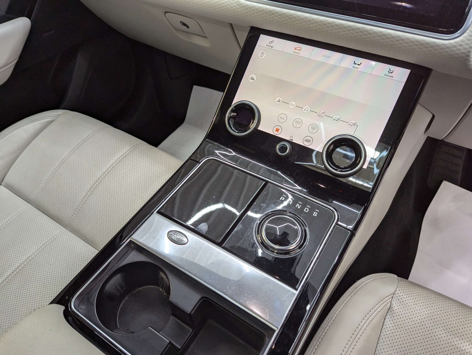 Used Land Rover Range Rover Velar 2018 for sale - 76527418: Photo 88