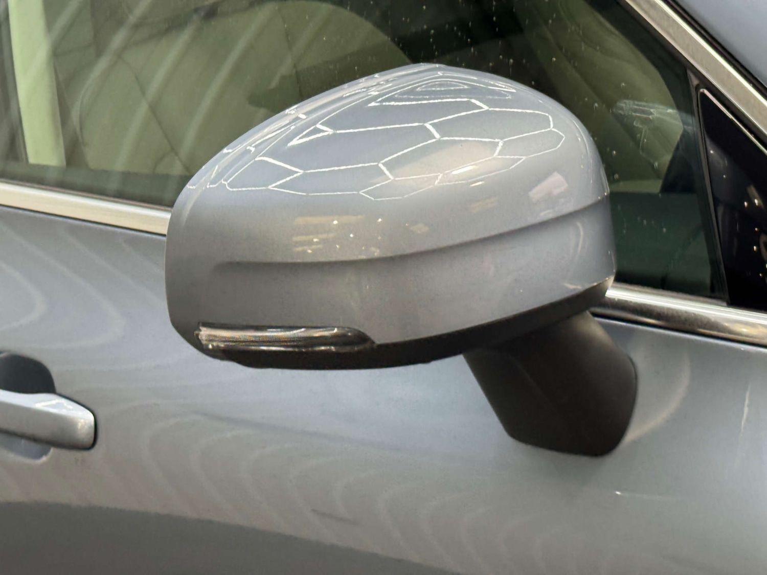 Used Volvo XC60 2017 for sale - 76600610: Photo 27