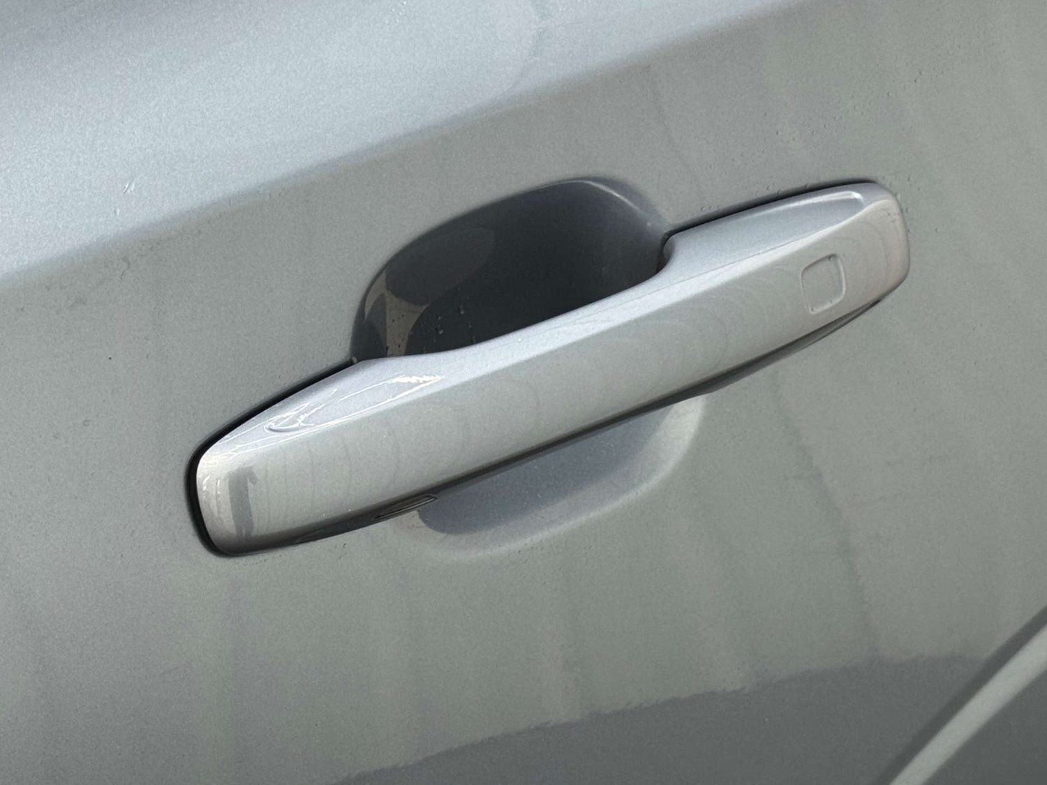 Used Volvo XC60 2017 for sale - 76600610: Photo 33