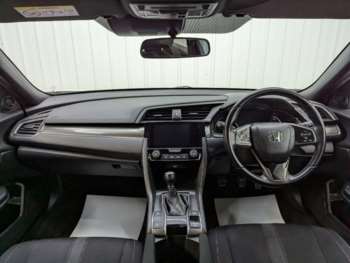 Used Honda Civic 2018 for sale - 74670491: Photo