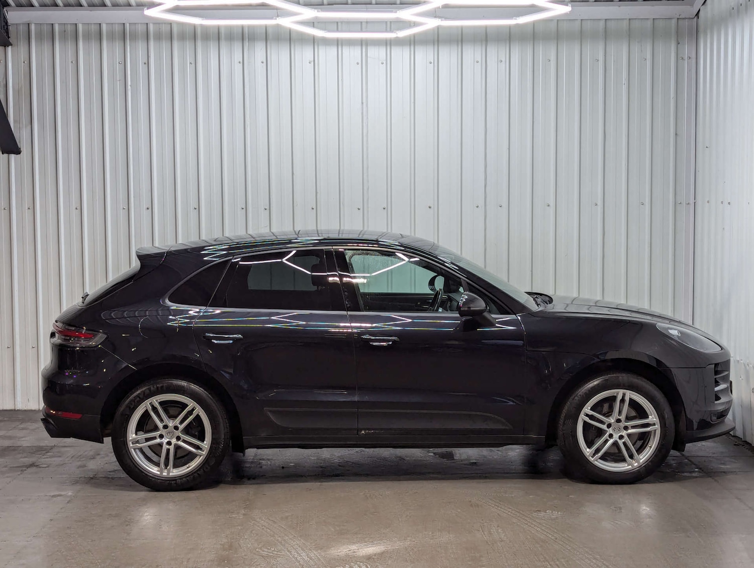 Used Porsche Macan 2019 for sale - 77159132: Photo 29