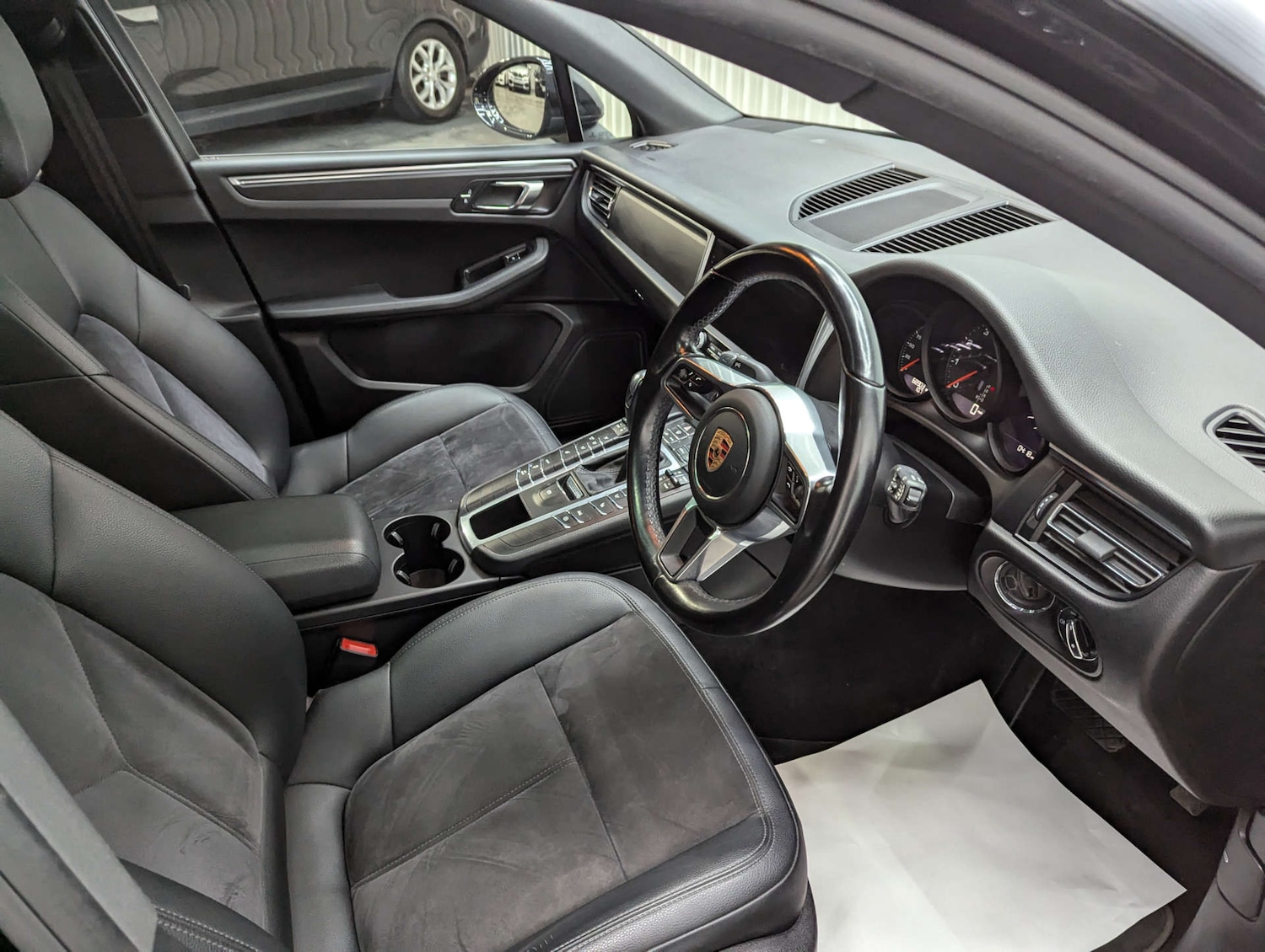 Used Porsche Macan 2019 for sale - 77159132: Photo 46