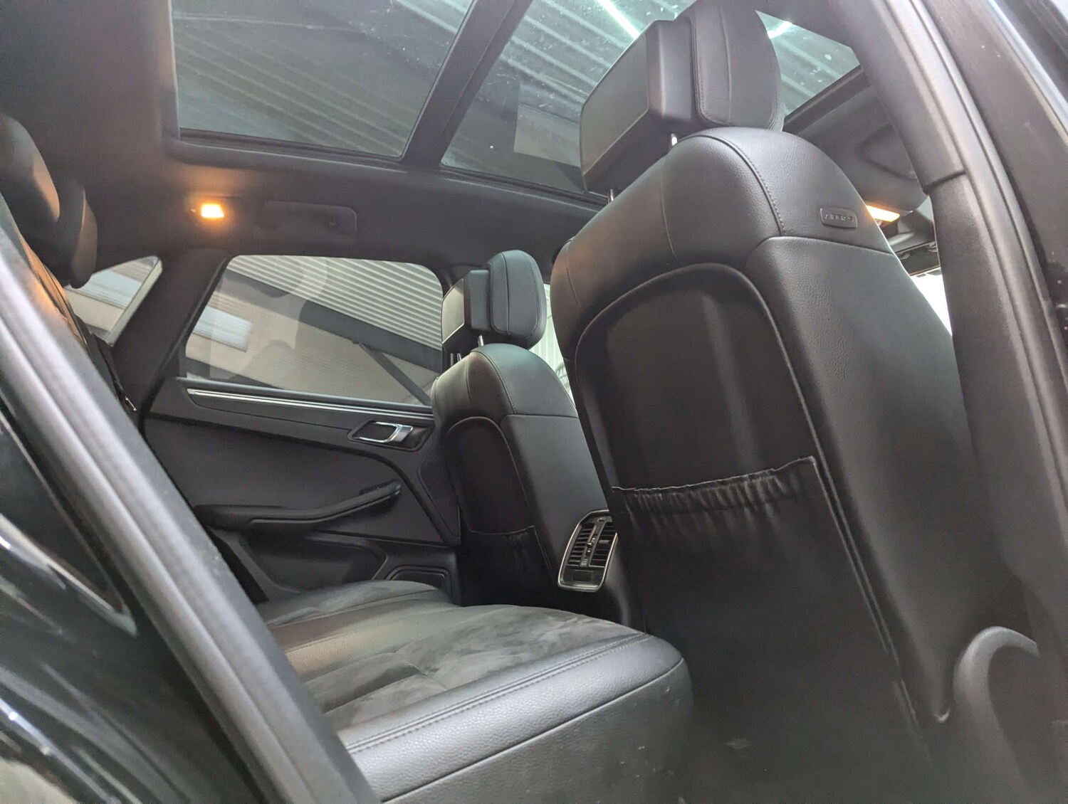 Used Porsche Macan 2019 for sale - 77159132: Photo 58