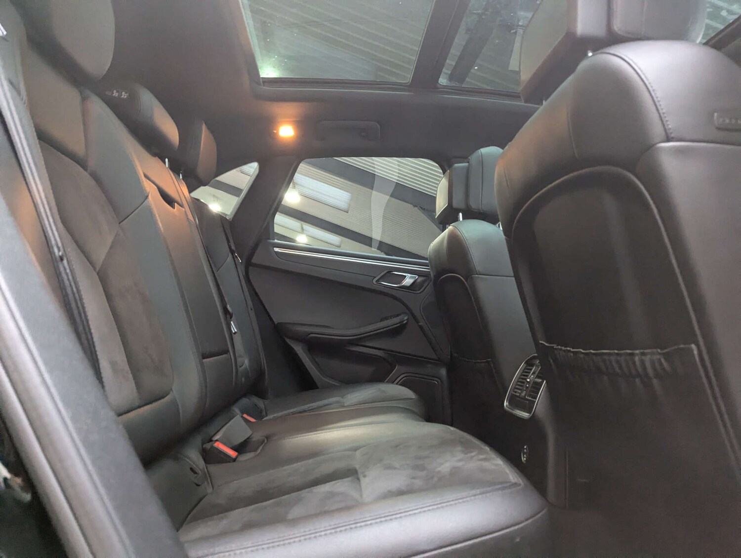 Used Porsche Macan 2019 for sale - 77159132: Photo 60