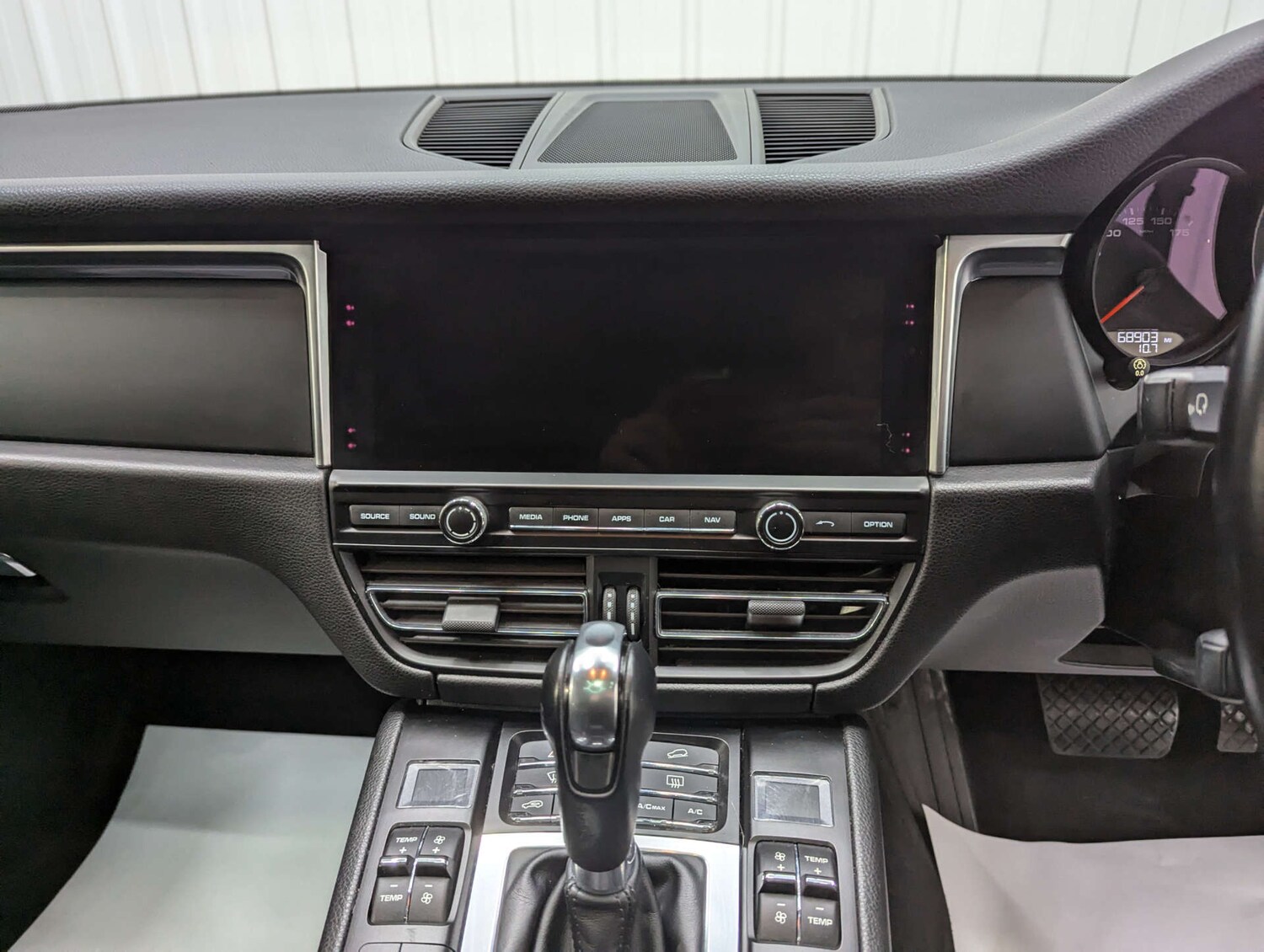 Used Porsche Macan 2019 for sale - 77159132: Photo 84