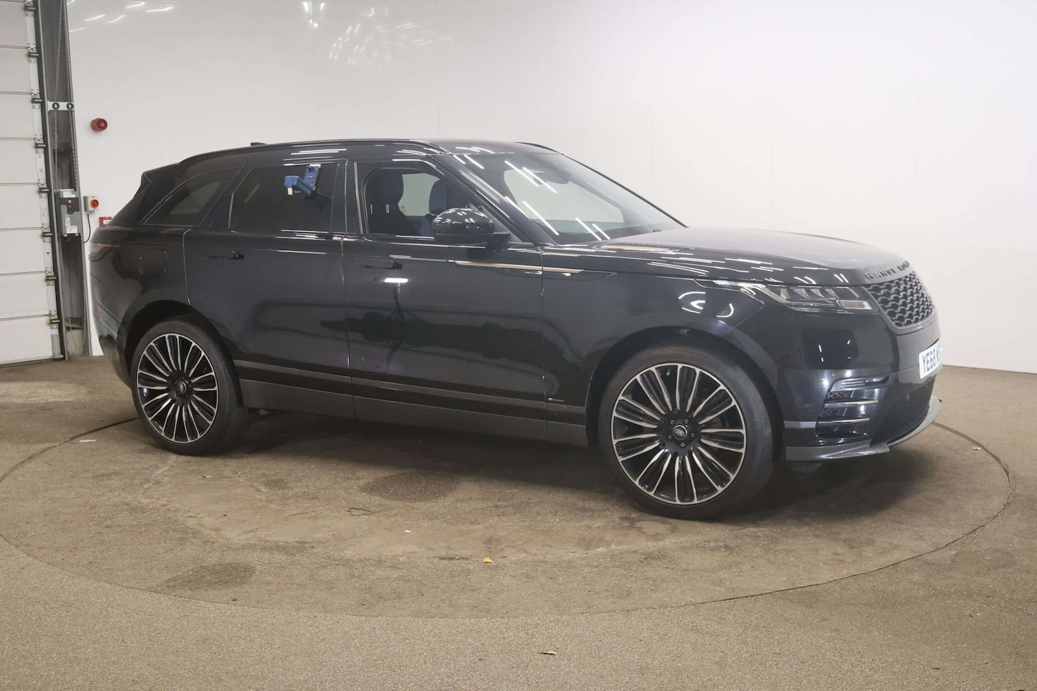 Used Land Rover Range Rover Velar 2018 for sale - 77629518: Photo 7