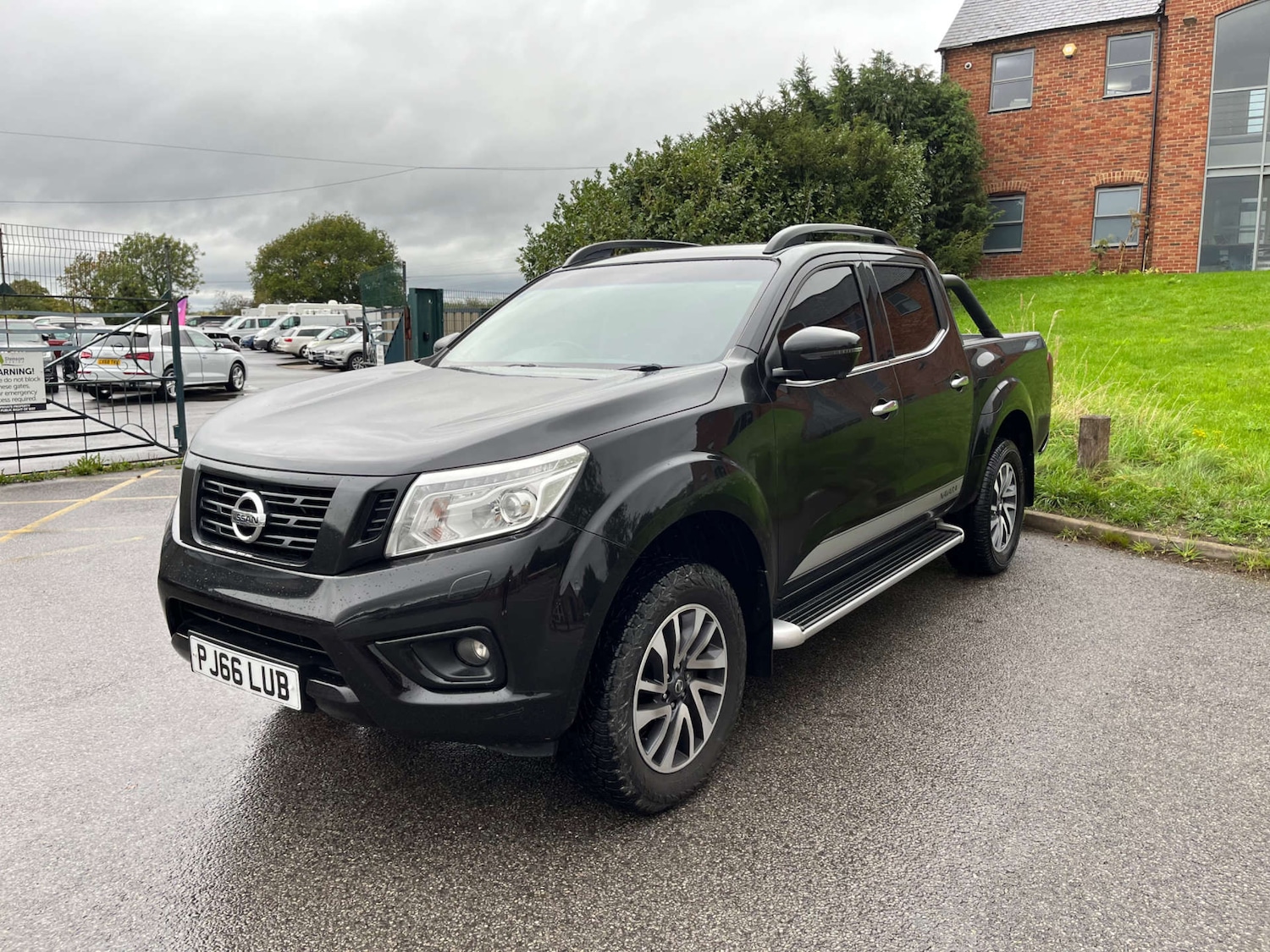 Used Nissan Navara 2016 for sale - 76363894: Photo 21