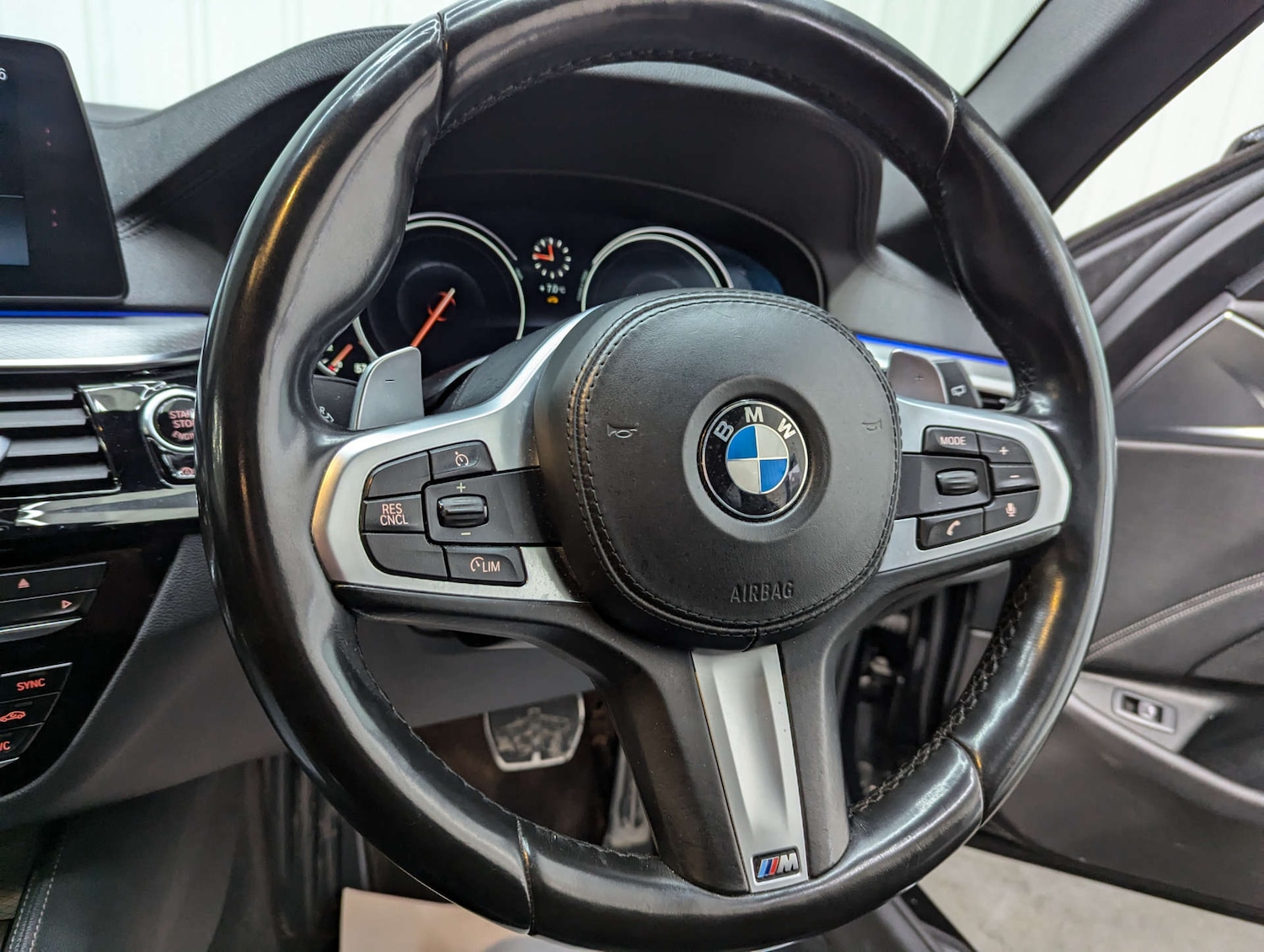 Used BMW 5 Series 2018 for sale - 77198032: Photo 81