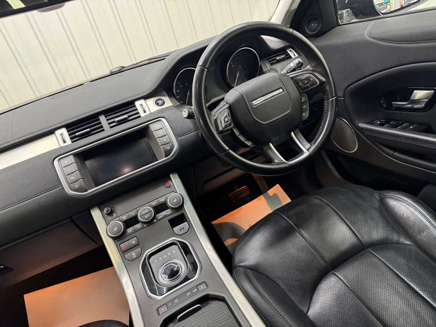 Used Land Rover Range Rover Evoque 2017 for sale - 76363718: Photo 50