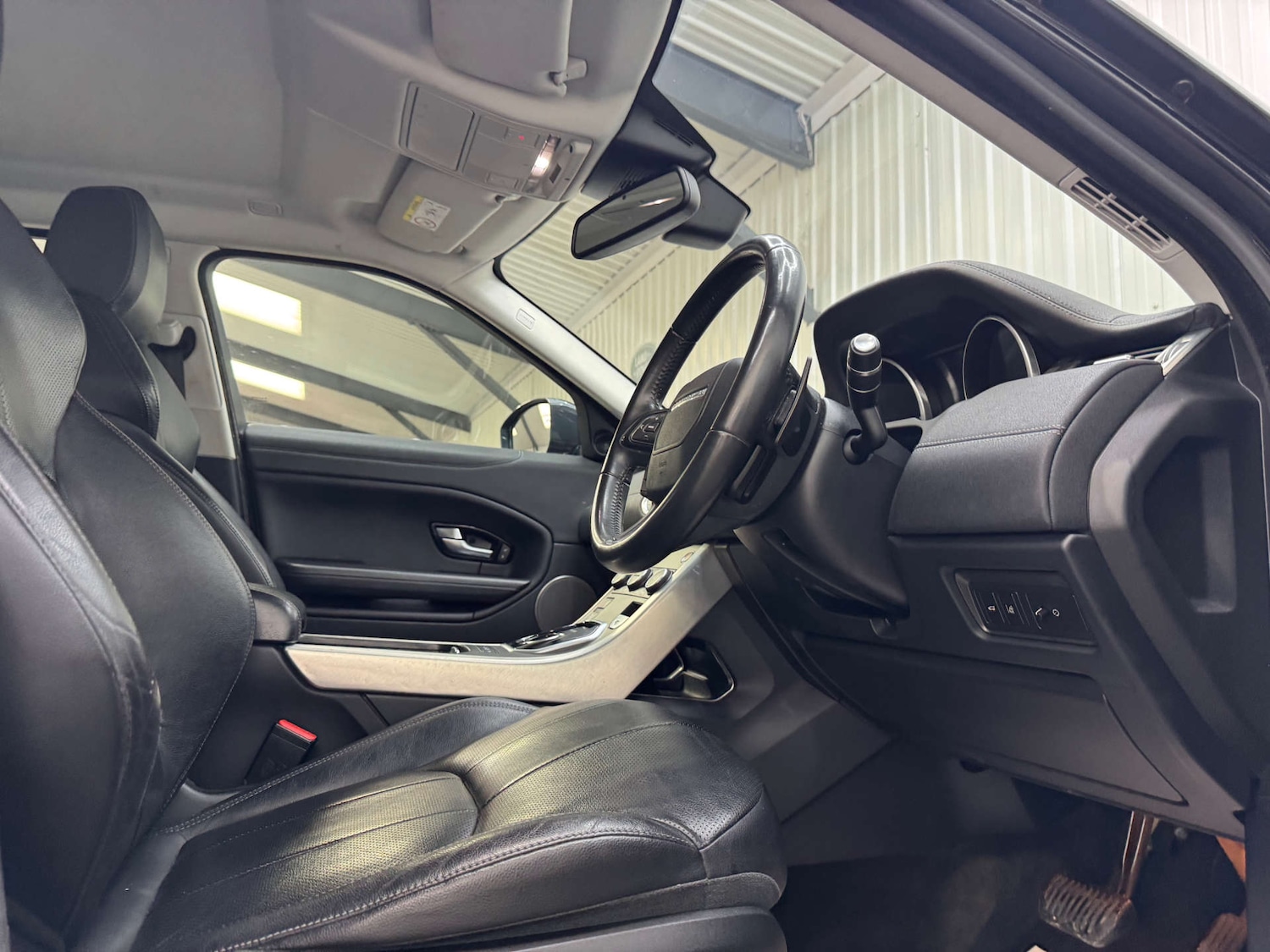 Used Land Rover Range Rover Evoque 2017 for sale - 76363718: Photo 52