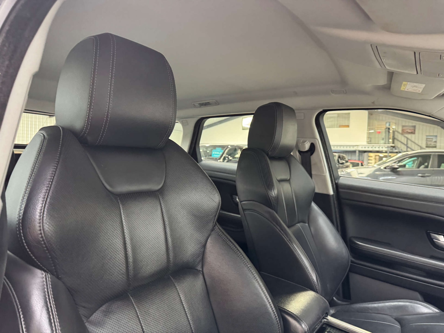 Used Land Rover Range Rover Evoque 2017 for sale - 76363718: Photo 53