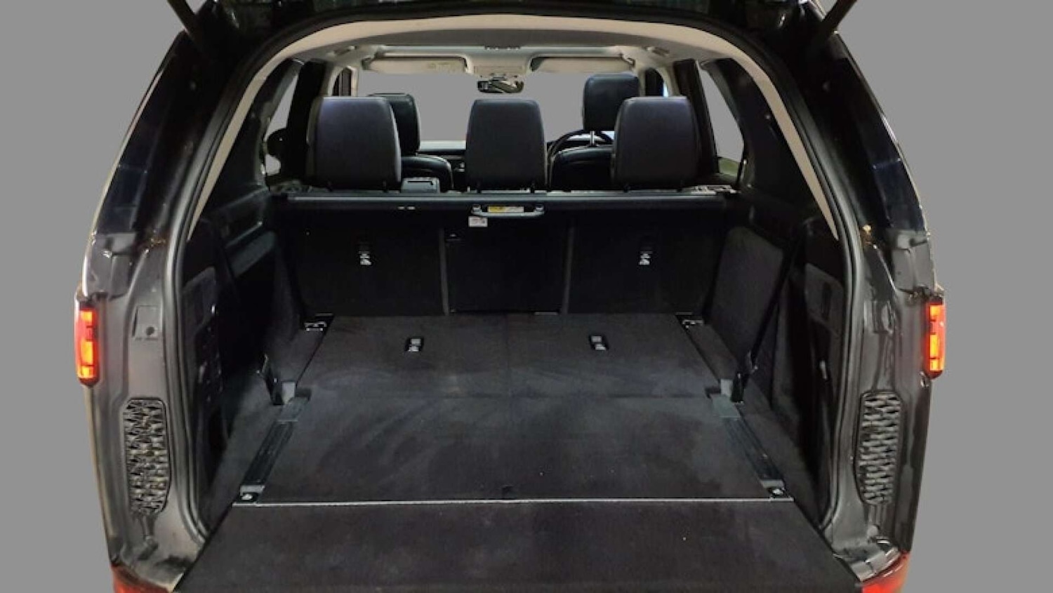 Used Land Rover Discovery 2019 for sale - 77548565: Photo 21