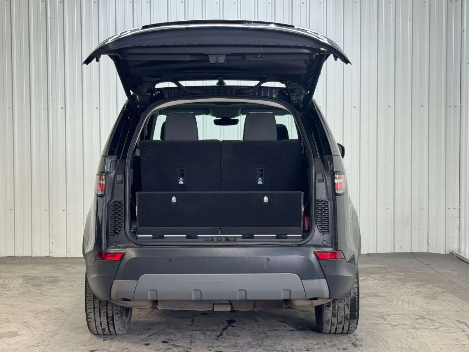 Used Land Rover Discovery 2019 for sale - 77548565: Photo 42